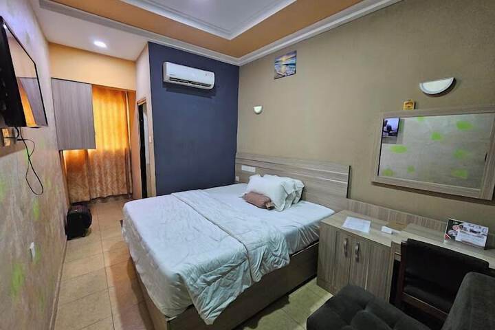 Room 12 of 57