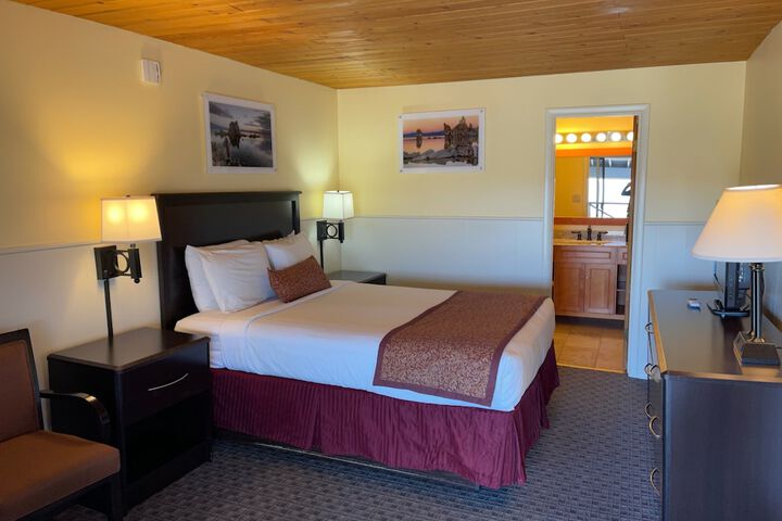 Room 9 of 95