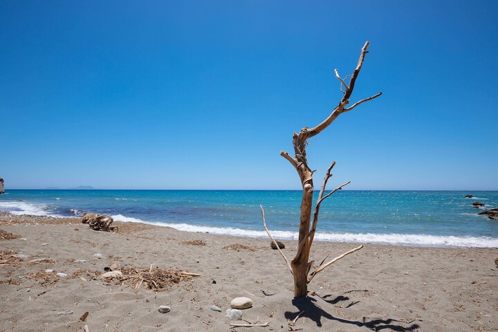Beach 18 of 27