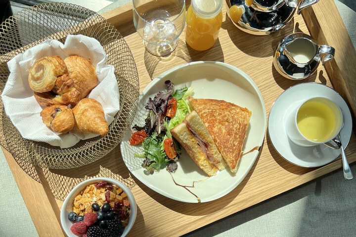 Breakfast/Coffee Service 30 of 41