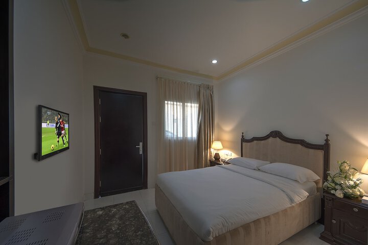 Room 10 of 45