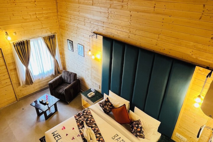 Room 52 of 190