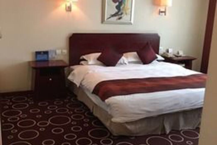 Room 19 of 29
