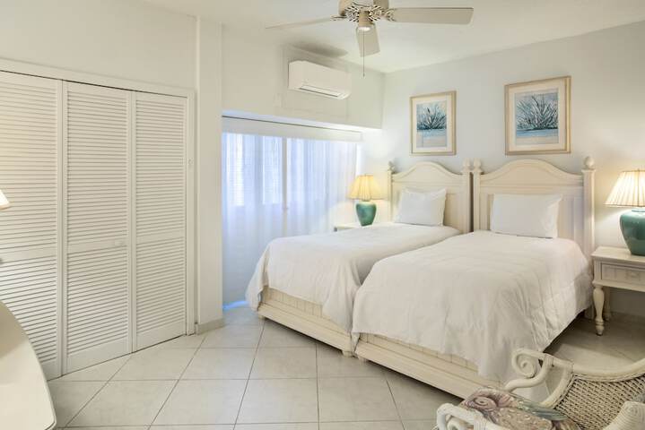 Room 6 of 254