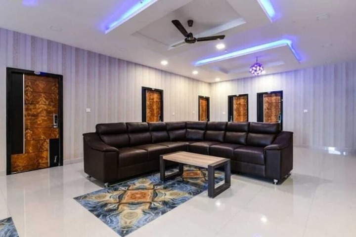 Room 2 of 21