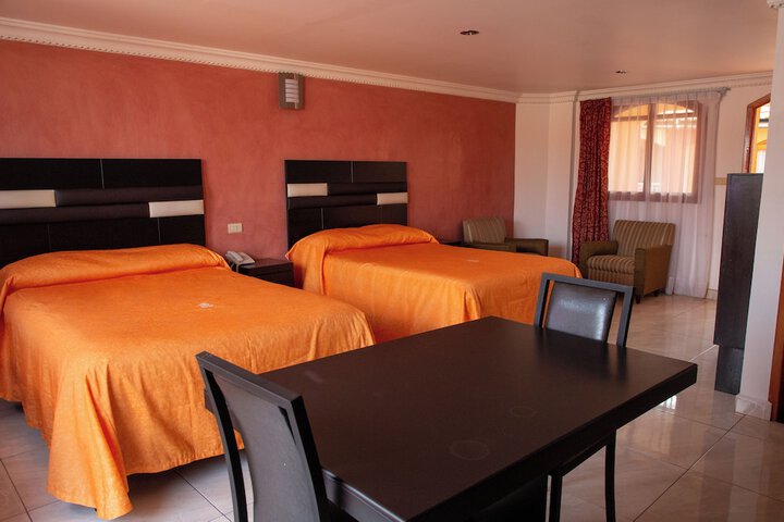Room 15 of 38