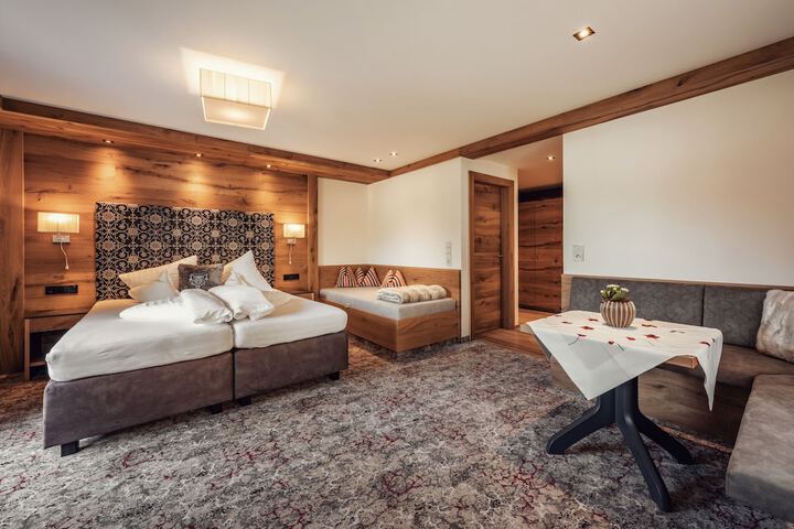 Room 19 of 181
