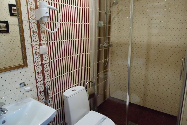 Room 20 of 53