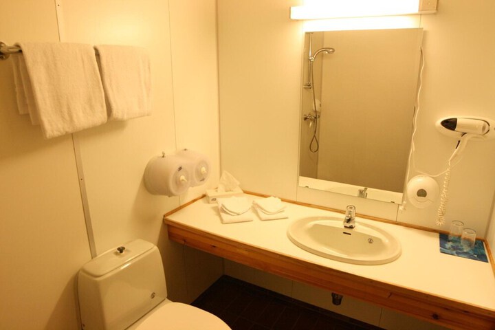 Room 16 of 47