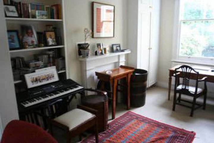 Room 21 of 28
