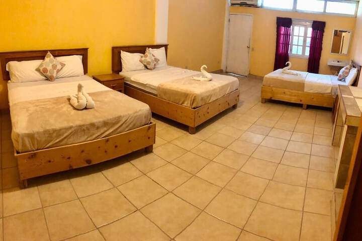 Room 5 of 19