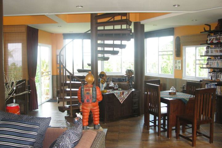 Room 16 of 49