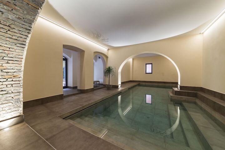 Pool 134 of 189