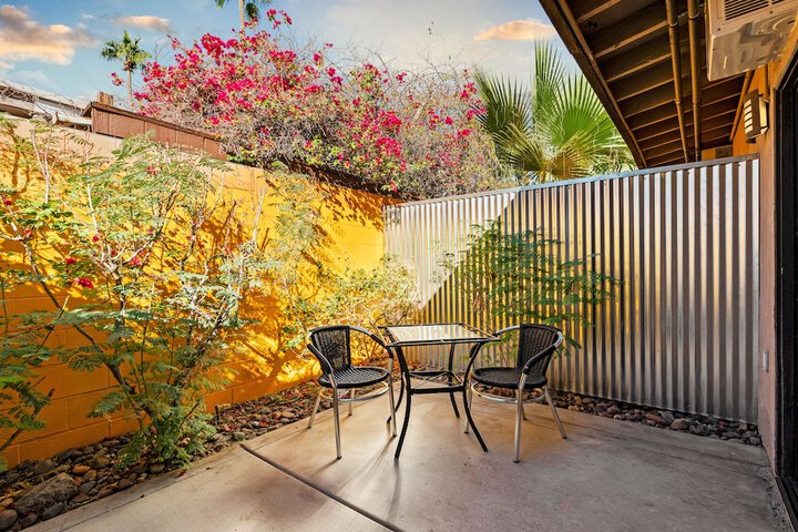 Terrace/Patio 19 of 34