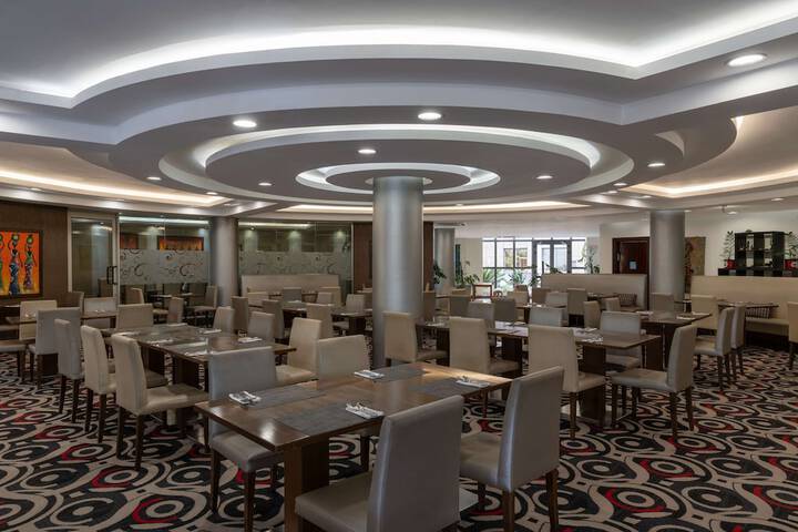 Dining 159 of 227