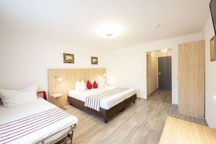 Room 20 of 63