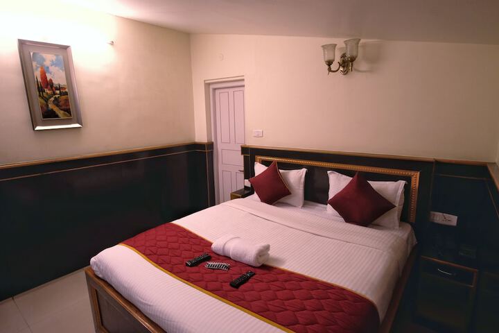 Room 4 of 70