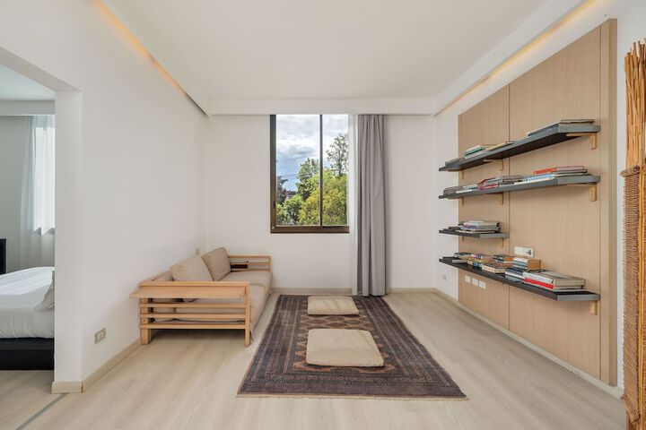 Room 20 of 44
