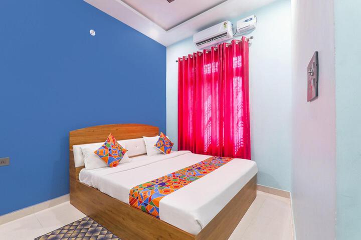 Room 14 of 33