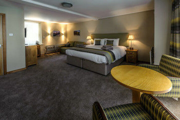 Room 16 of 25