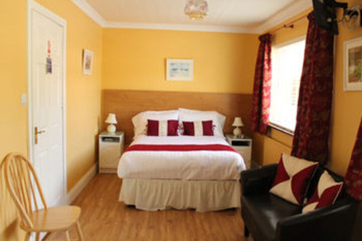 Room 14 of 27