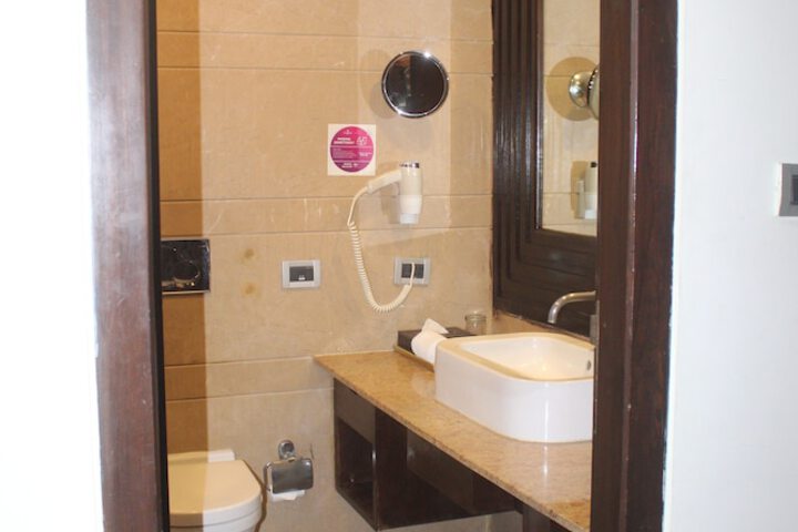 Room 26 of 53