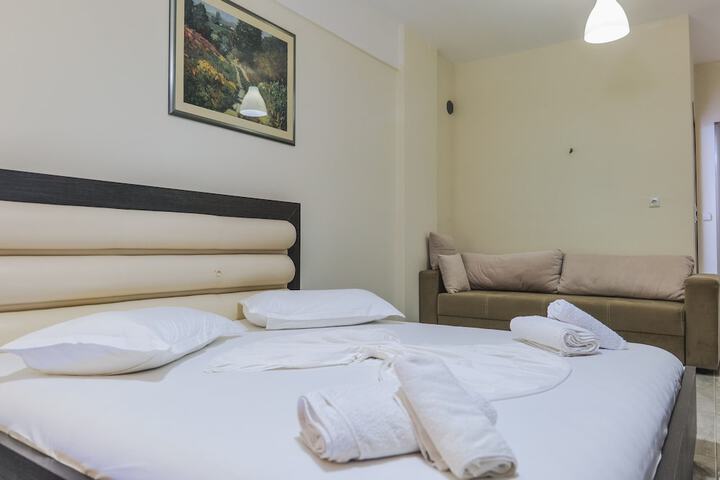 Room 40 of 84