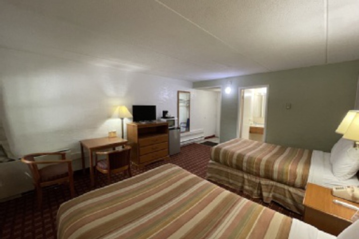 Room 155 of 228