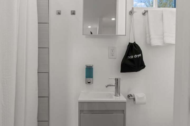 Room 69 of 82