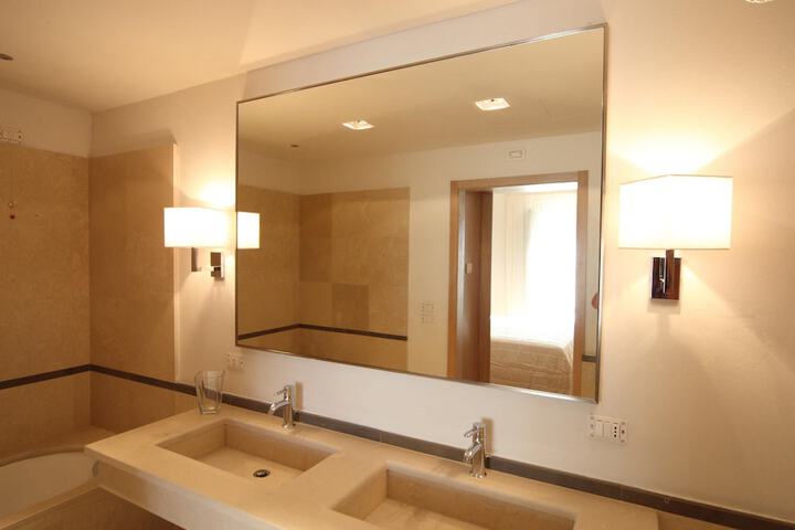 Room 7 of 22