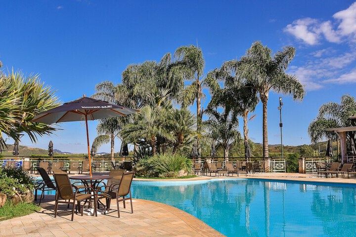 Pools & Facilities