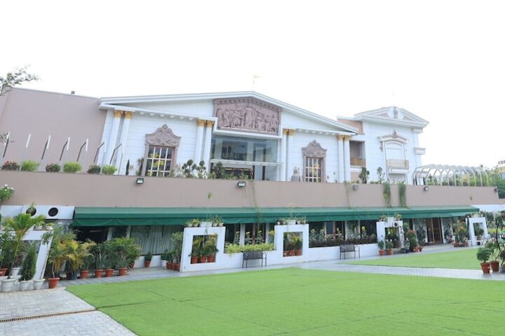 Hotel 8 of 8