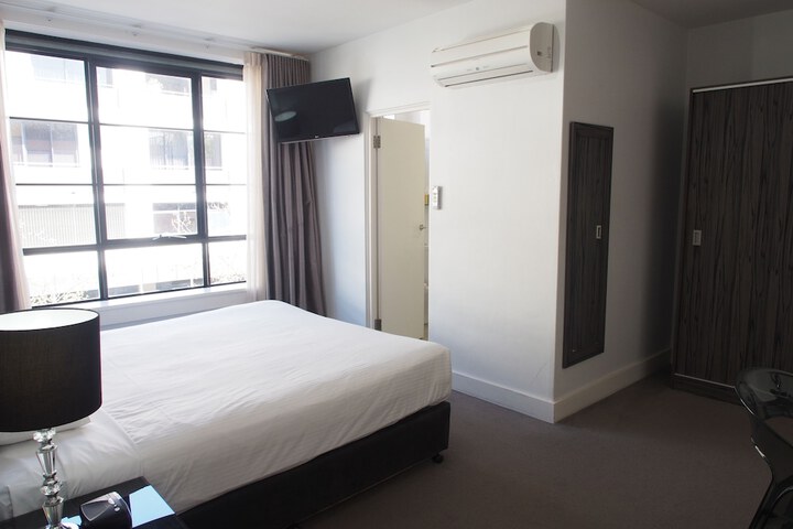 Room 19 of 60