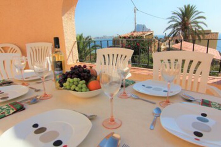 Dining 14 of 75