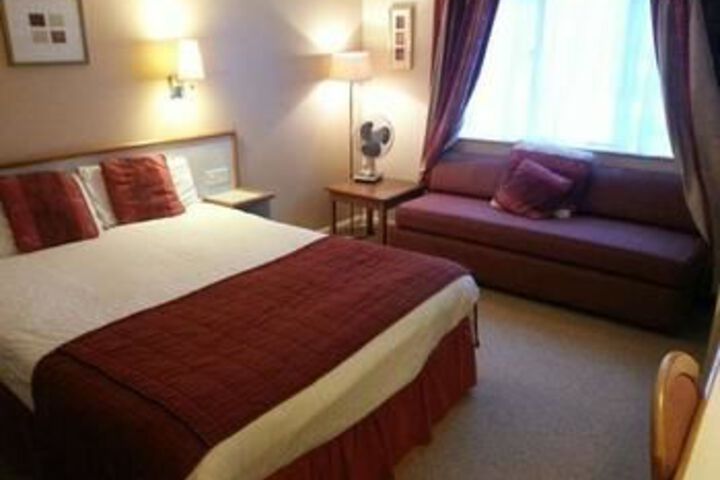 Room 29 of 61