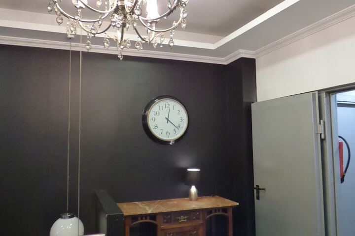 Room 105 of 193