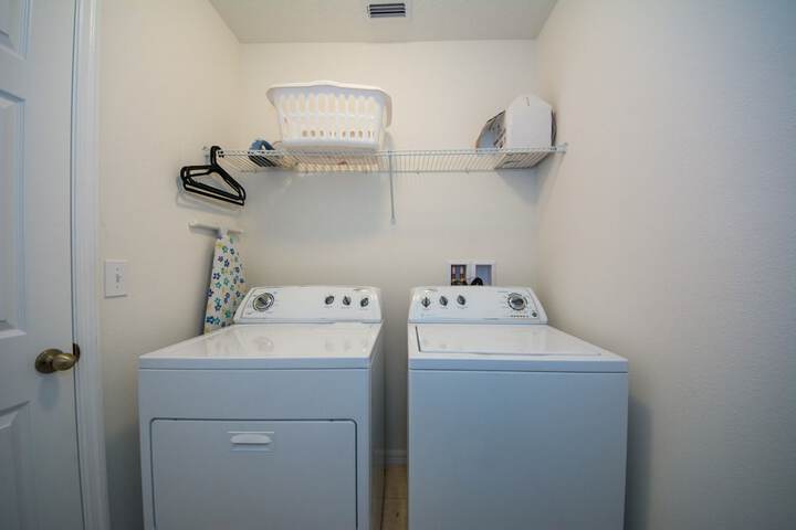 Room 193 of 221