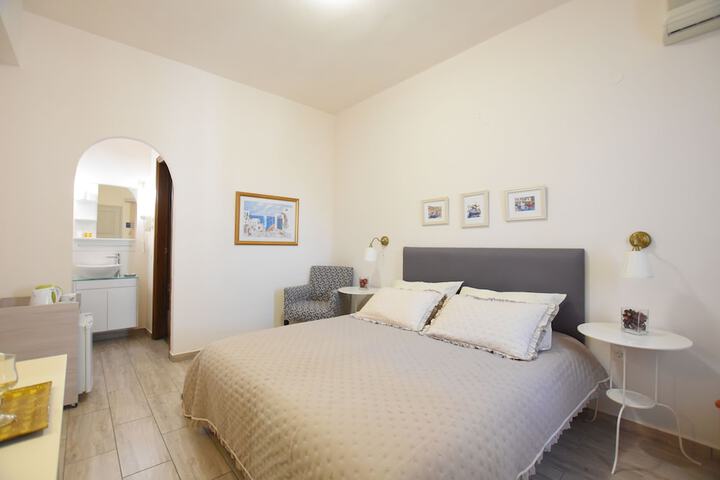 Room 20 of 53