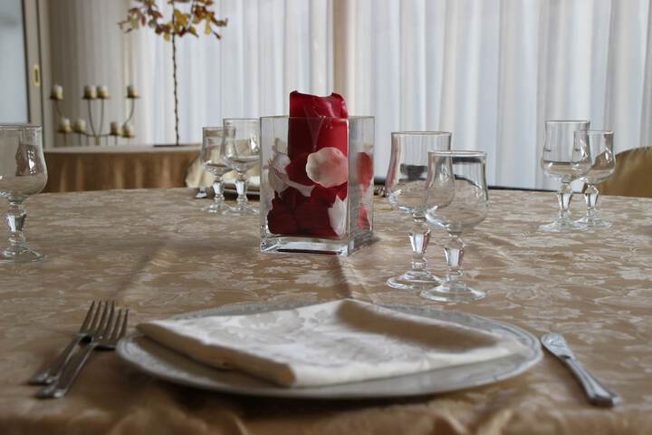 Dining 34 of 67