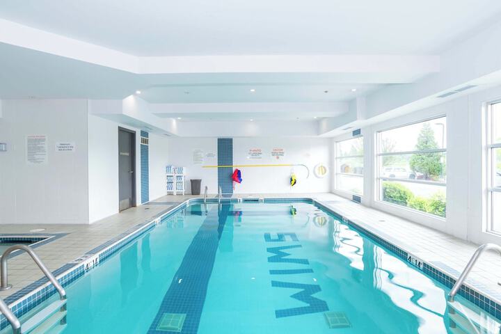 Pools & Facilities