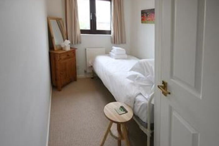 Room 45 of 128