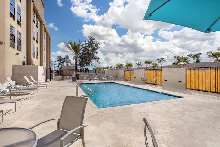 Hotel with Pool