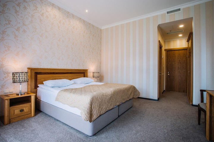 Room 25 of 45
