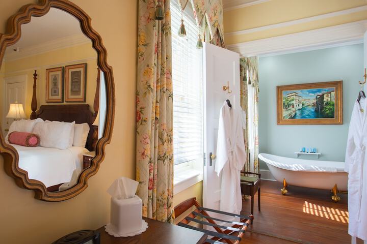 Room 50 of 158