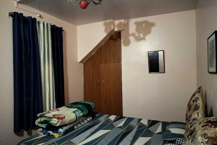 Room 20 of 77