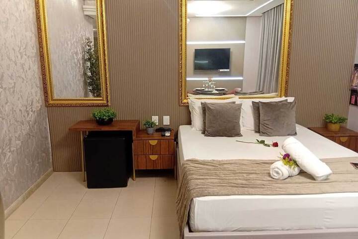Room 2 of 35