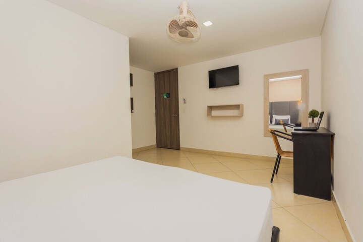 Room 34 of 57