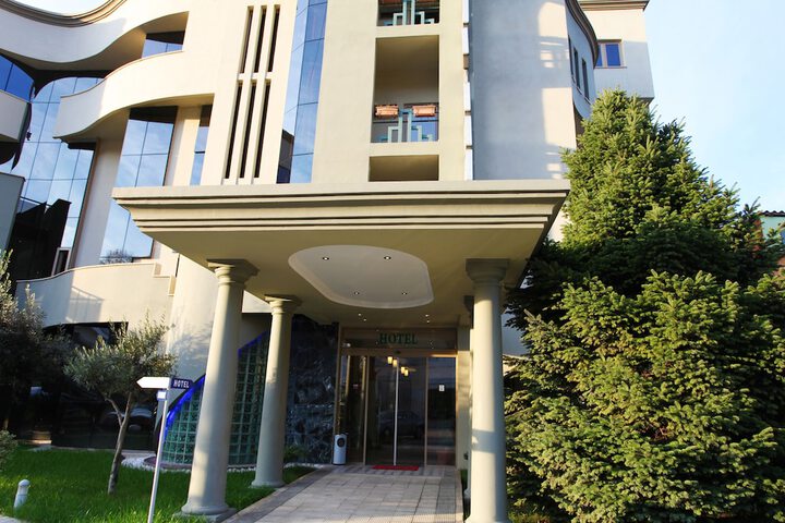 Hotel 70 of 71