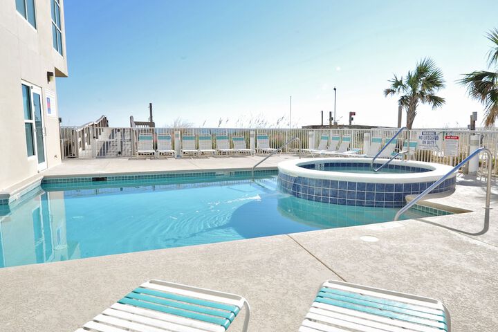 Pools & Facilities
