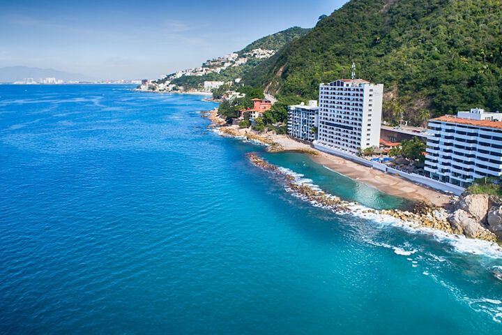 Photo of Costa Sur Resort by VRHost